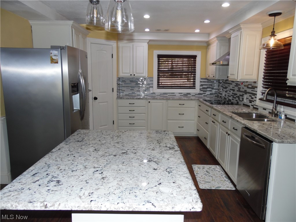 Hitchcock Heights - Residential