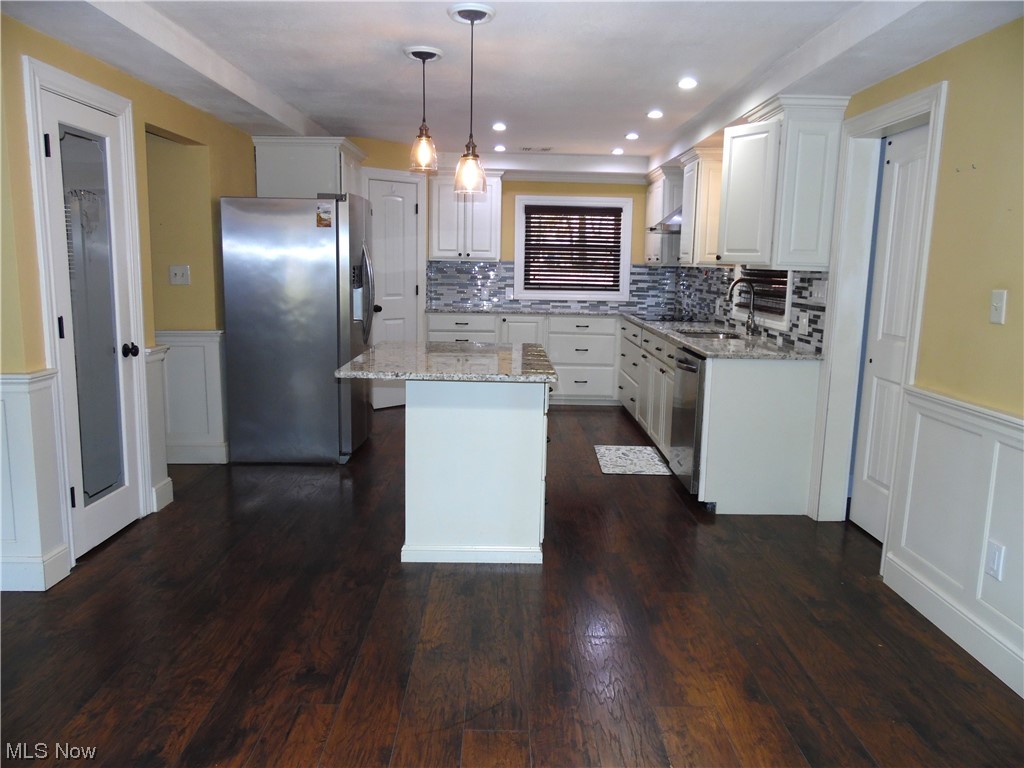 Hitchcock Heights - Residential