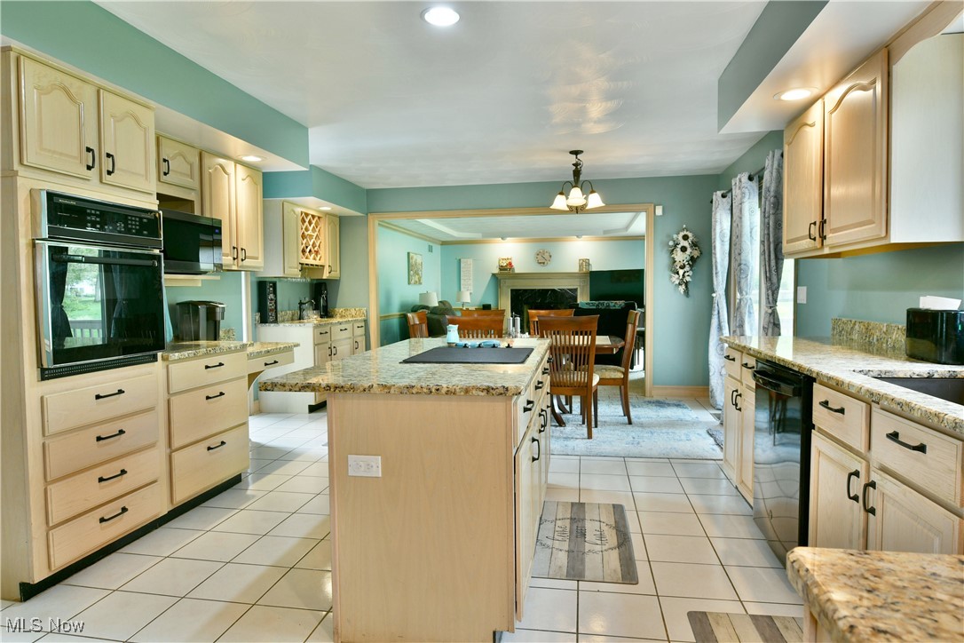 570 Stoneybrook Lane, Canfield, Ohio image 16