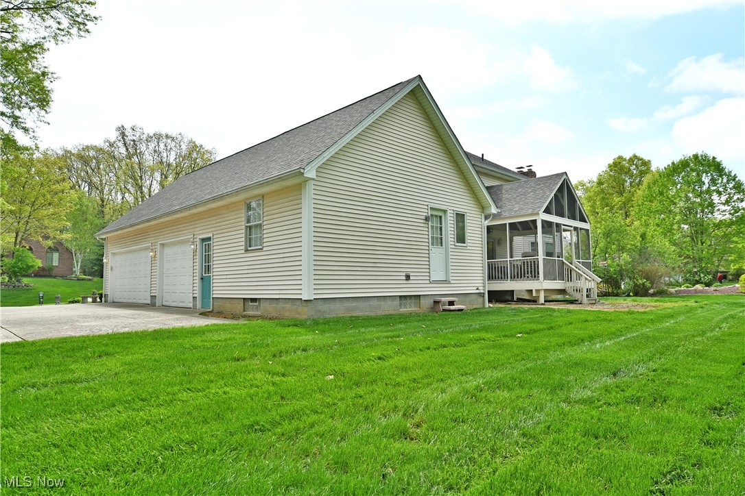 570 Stoneybrook Lane, Canfield, Ohio image 3