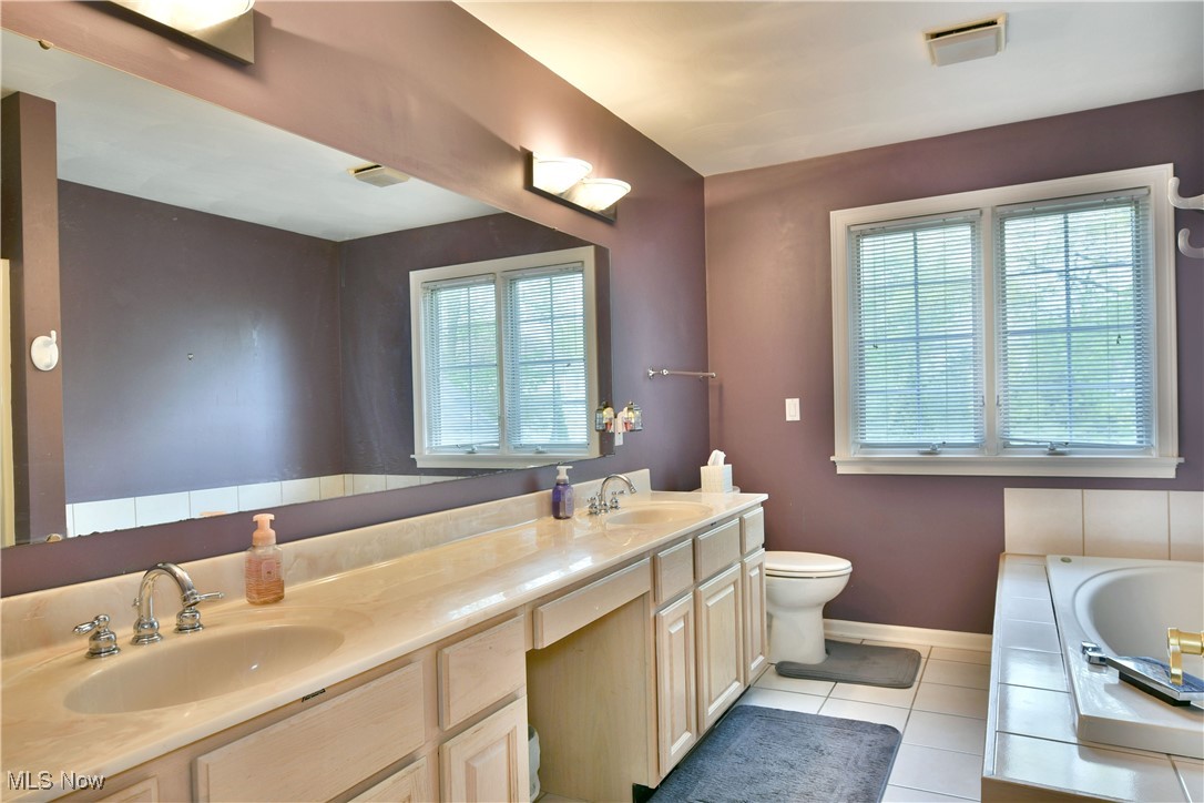 570 Stoneybrook Lane, Canfield, Ohio image 43