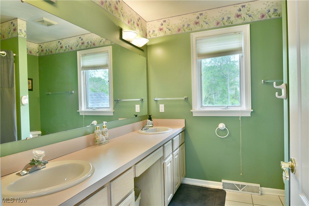 570 Stoneybrook Lane, Canfield, Ohio image 35