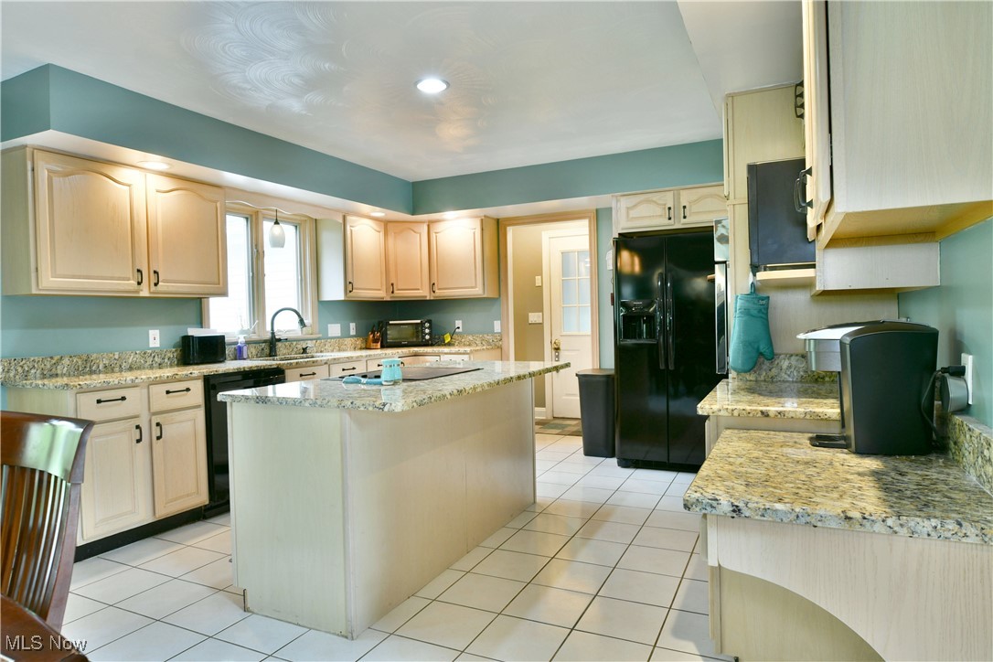 570 Stoneybrook Lane, Canfield, Ohio image 21