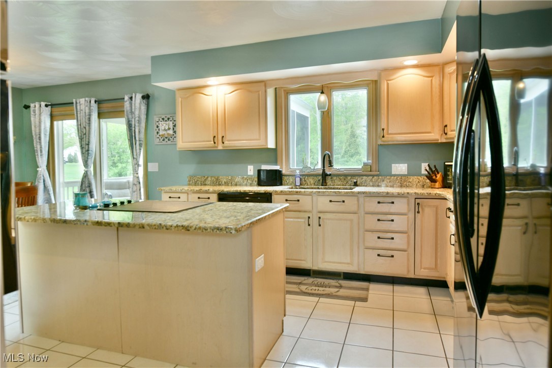 570 Stoneybrook Lane, Canfield, Ohio image 14