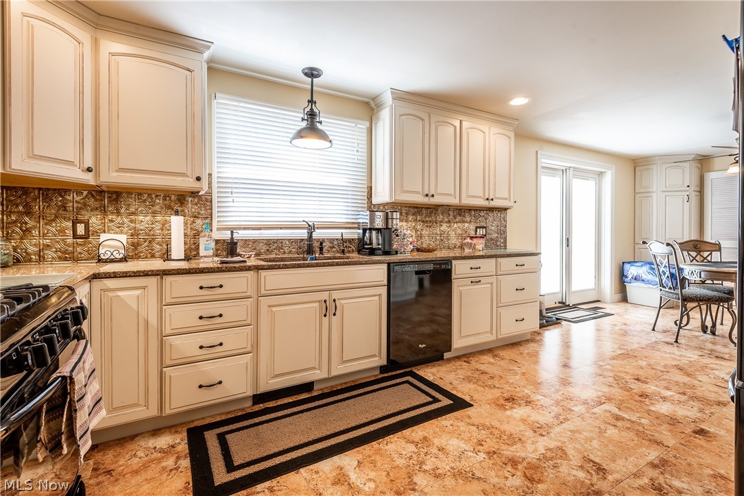 Nottingham Village - Residential