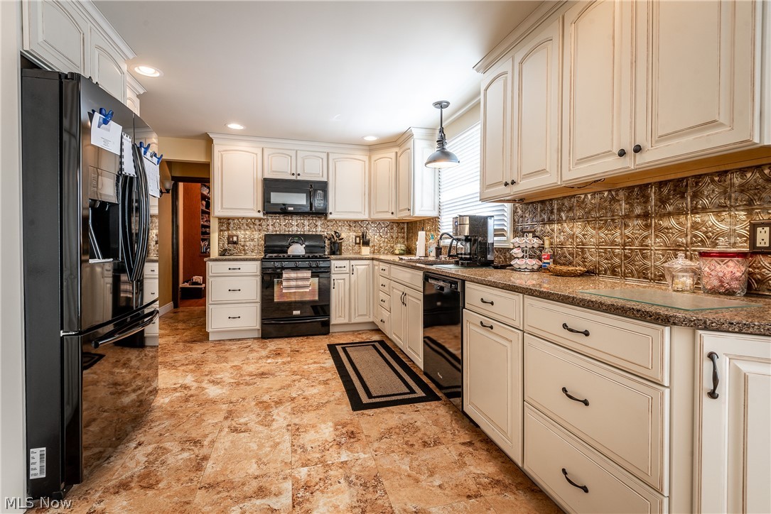 Nottingham Village - Residential