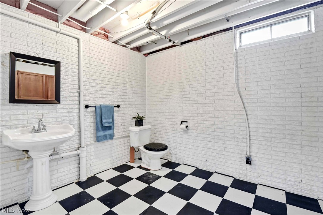 Echo Lake Village - Residential