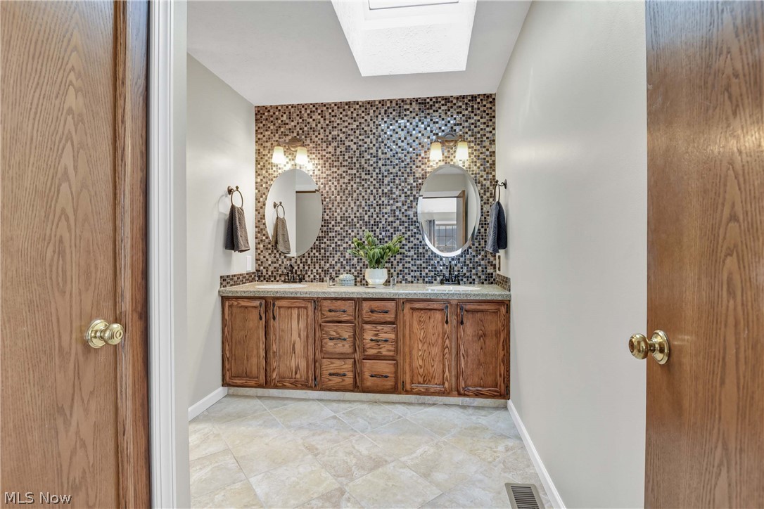 Echo Lake Village - Residential