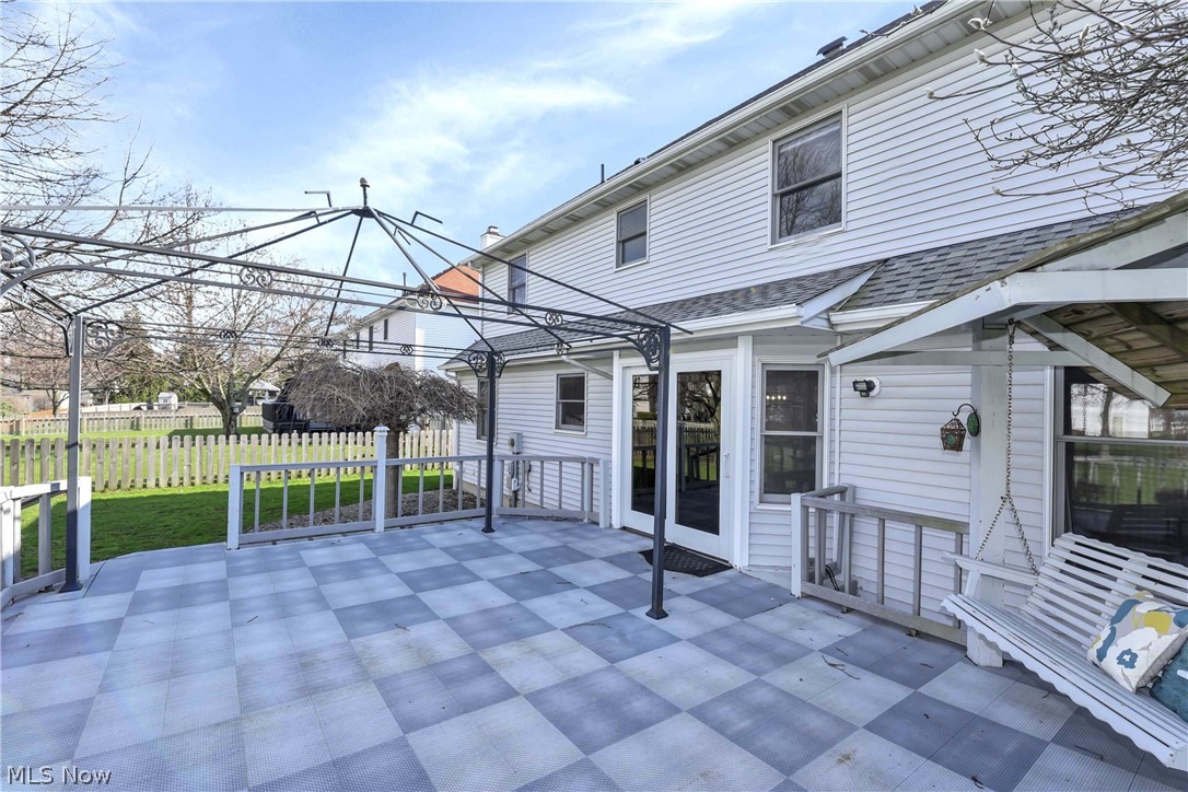 Echo Lake Village - Residential