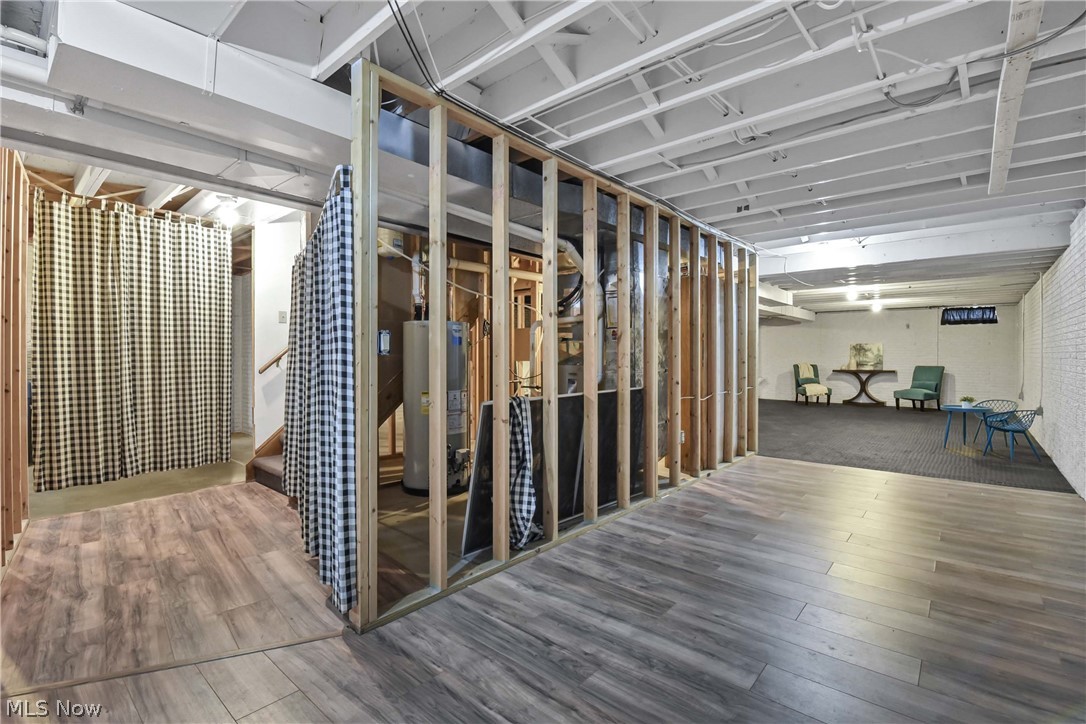 Echo Lake Village - Residential