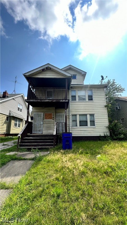 Perfect for a Section-8 savvy investor & can be purchased with 5 other similar vacant properties! Vacant up/down duplex in the attractive 44128 zip code! Each unit consists of 2-bed/1-bath with a proforma rent of $850/unit/month. The property will need some TLC cosmetic updates to make it rent-ready such as carpet, paint and miscellaneous touch-ups throughout. Purchase an additional 5 VACANT properties from the same seller for a total of 14 units spanning 6 properties (4 duplex, 2 triplex). Other parcel numbers are: 127-24-110, 128-04-012, 110-09-044, 111-28-024 and 121-33-018.