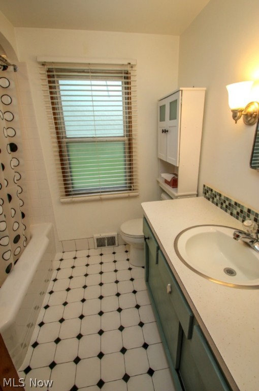 Crestmore Realty Cos Resub - Residential Lease