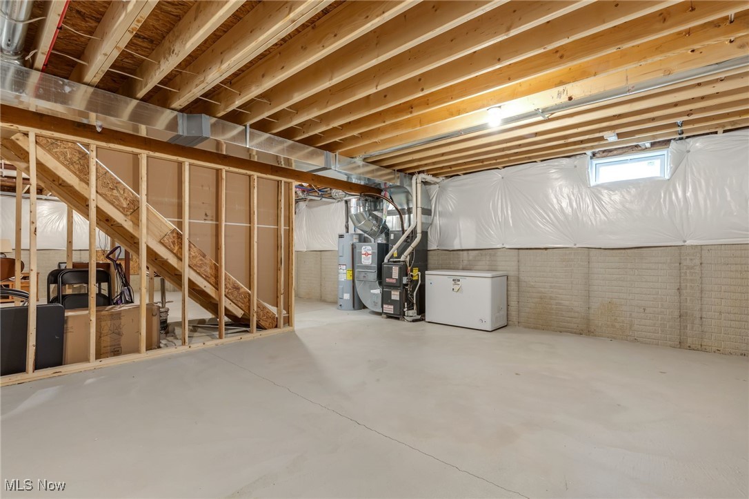 21371 Wilmore Avenue, Euclid, Ohio image 38