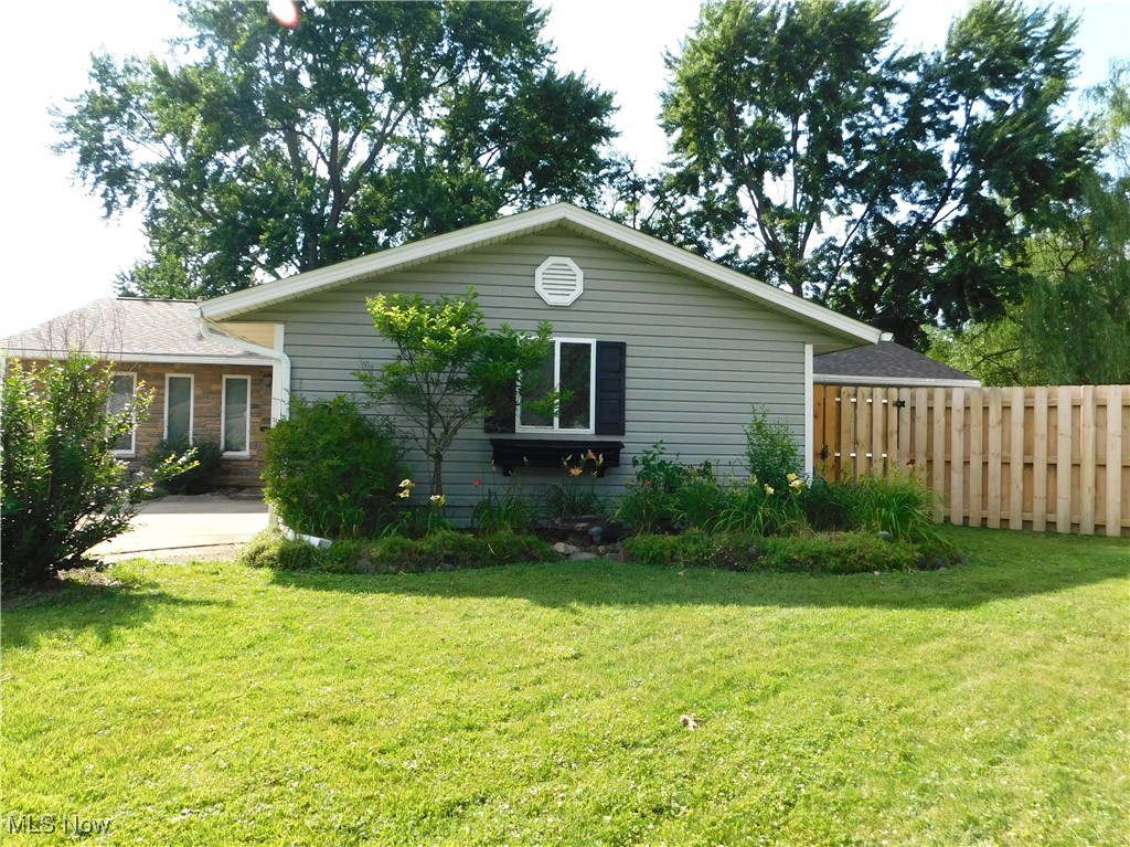 285 Willow Lane