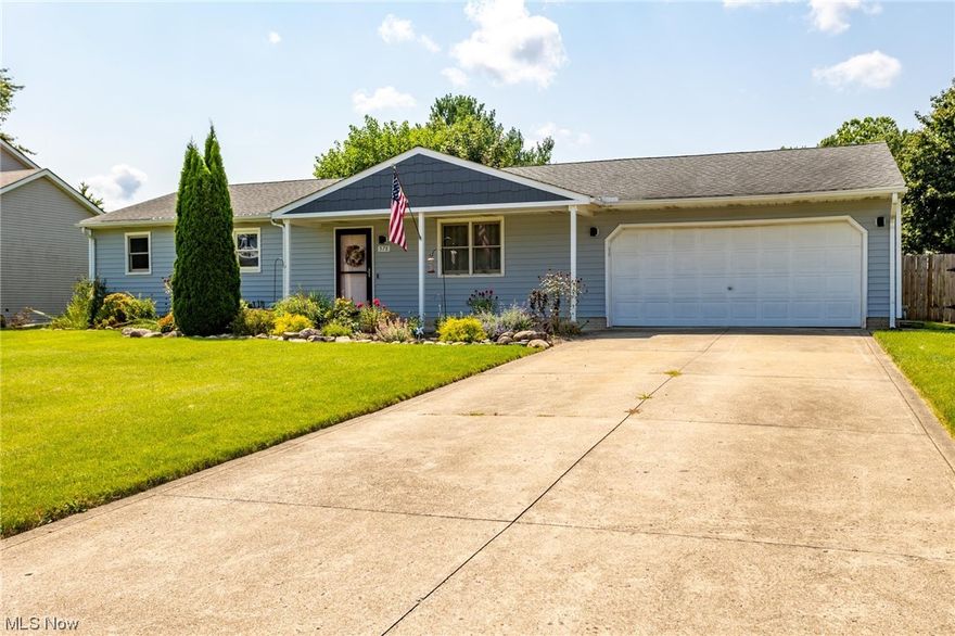 Welcome to your dream home! This stunning house for sale is the epitome of modern elegance and comfort. Nestled in a peaceful
neighborhood, Hidden Valley, this property offers a perfect blend of tranquility and convenience. As you step inside, you'll be greeted by
an abundance of natural light that floods through the large windows, creating a warm and inviting atmosphere. The open floor plan
seamlessly connects the living room and kitchen areas, making it ideal for entertaining friends and family. The kitchen is a chef's delight,
featuring top-of-the-line design, sleek countertops, and ample storage space. Whether you're hosting a dinner party, creating social media
posts, or preparing a casual meal, this kitchen will inspire your culinary creativity. The primary suite is a true retreat, complete with a
luxurious en-suite bathroom, perfect for unwinding after a long day. Enjoy a completely updated en-suite bathroom, a true delight. Don't
miss the opportunity to make this house y