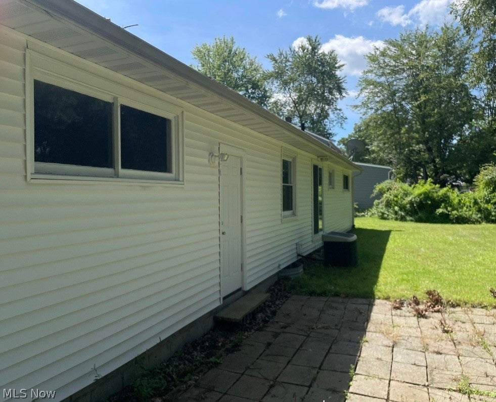 3364 Glen Oaks Drive