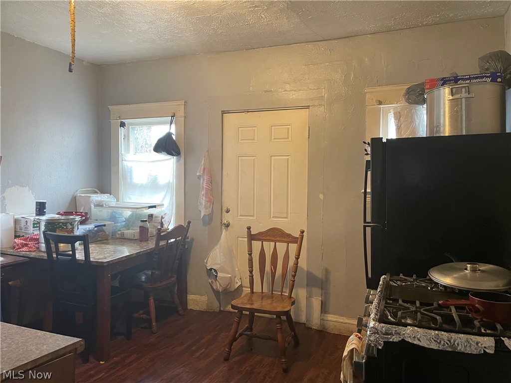 Superior Park 04 - Residential Income