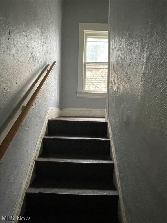 Superior Park 04 - Residential Income