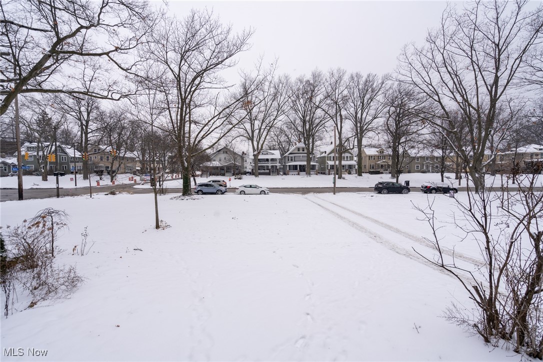 Edgewater Land Co - Residential Income