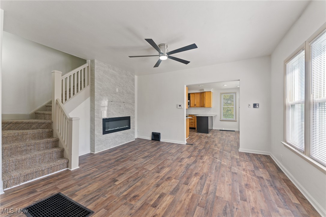 Village/Hubbard - Residential