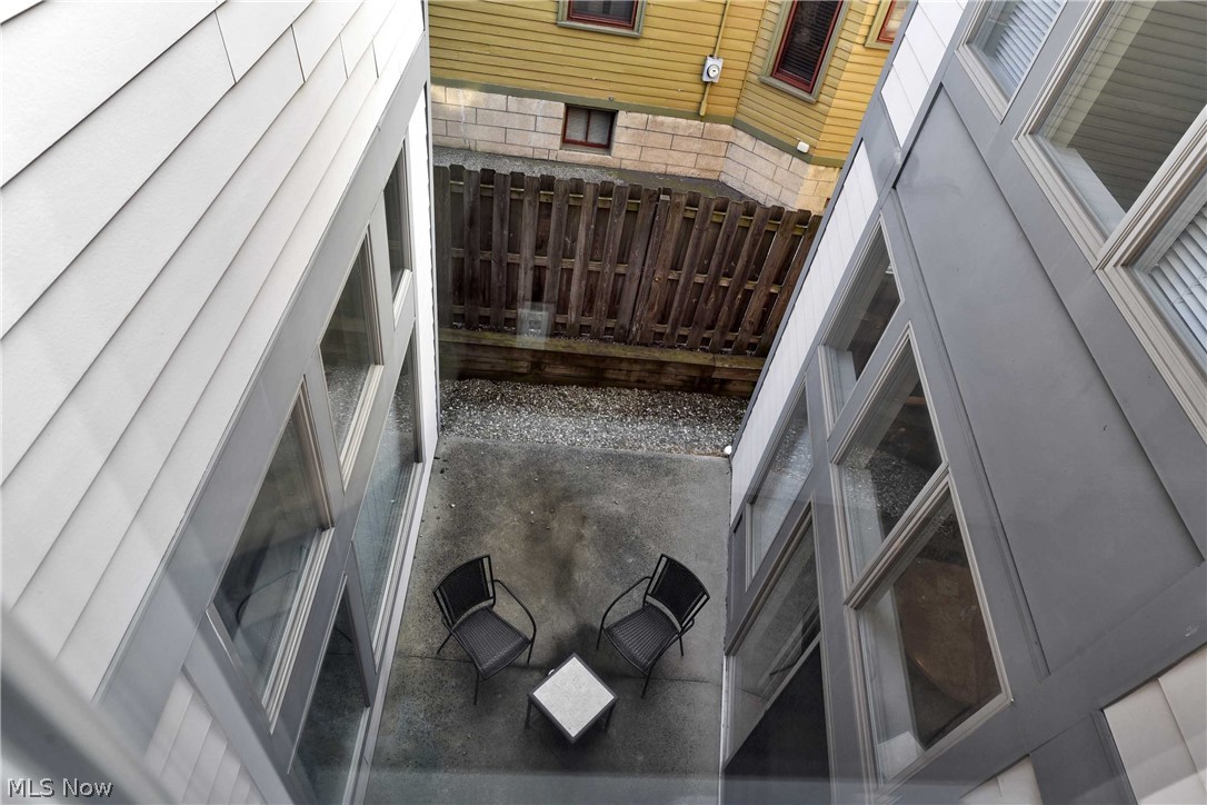 Rockpoirt Square Ph 02 - Residential