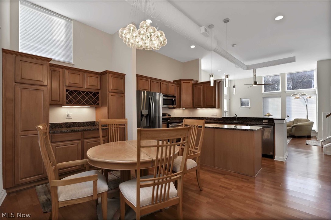 Rockpoirt Square Ph 02 - Residential