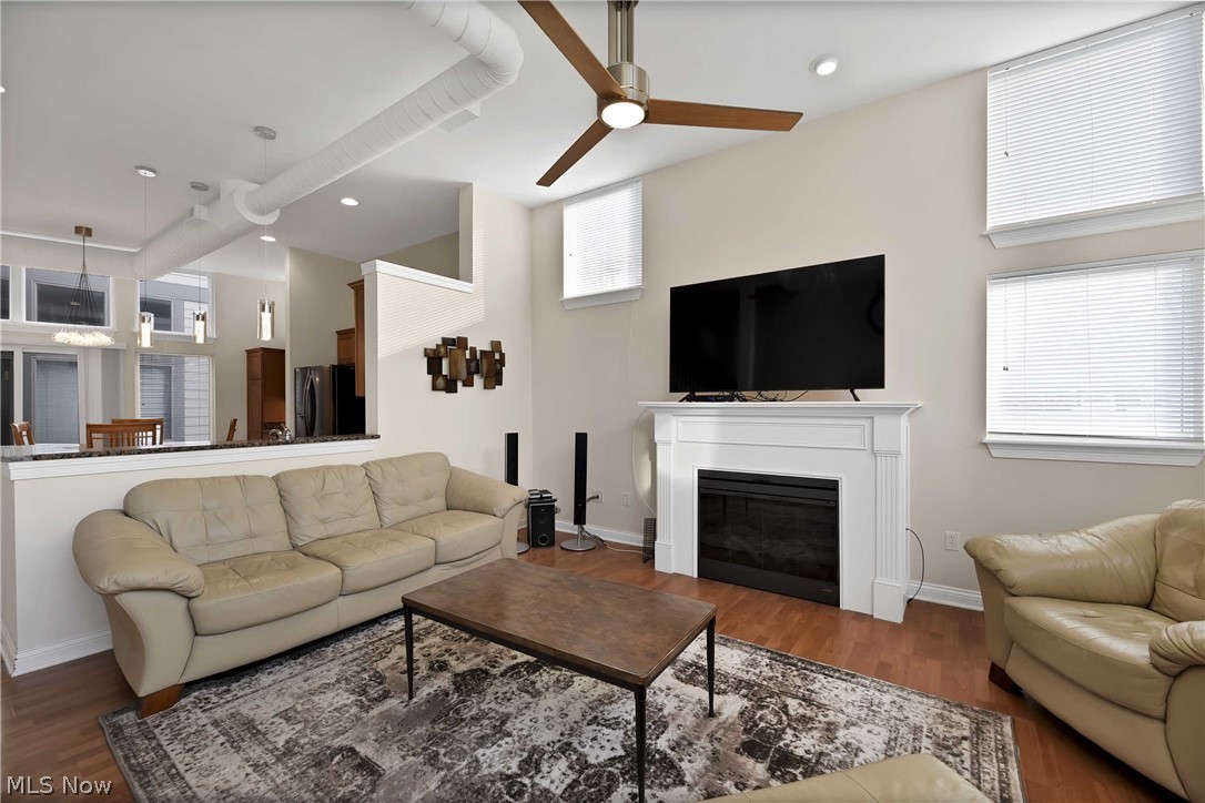 Rockpoirt Square Ph 02 - Residential