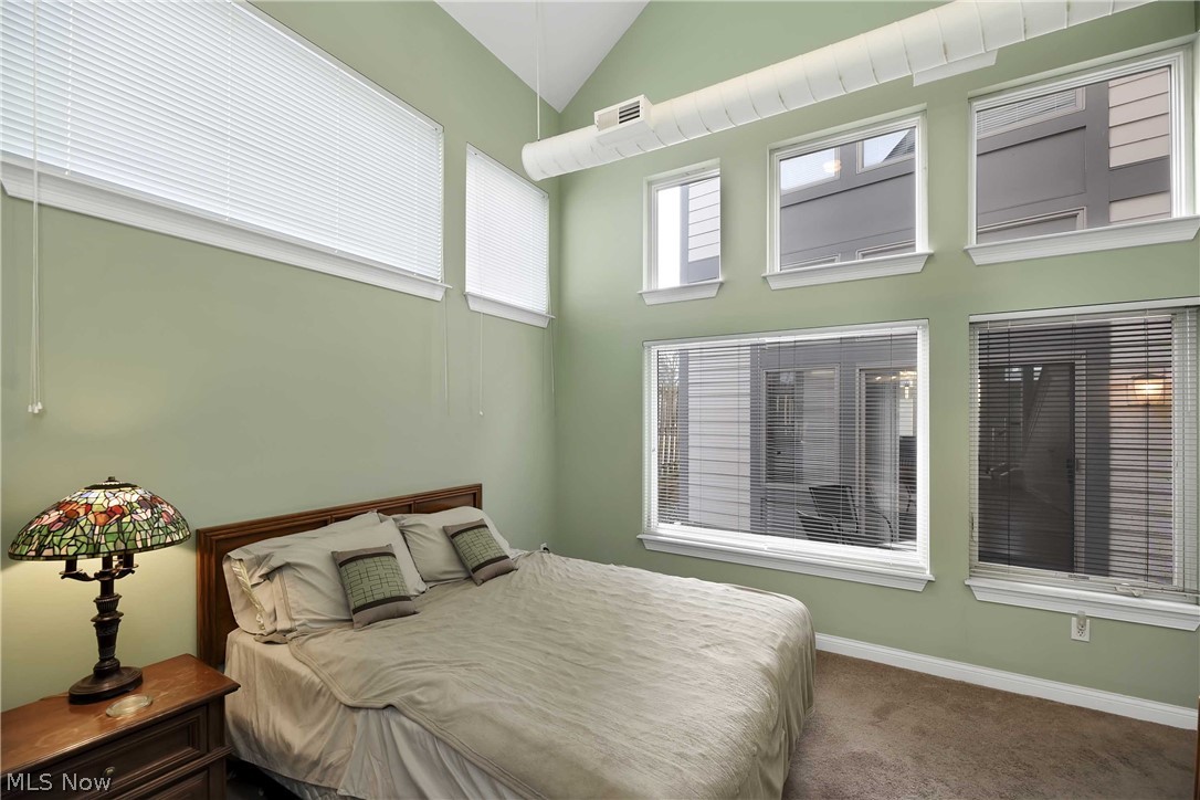 Rockpoirt Square Ph 02 - Residential