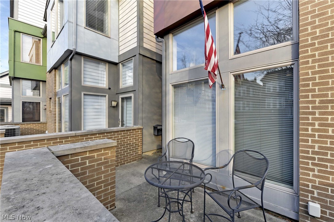 Rockpoirt Square Ph 02 - Residential