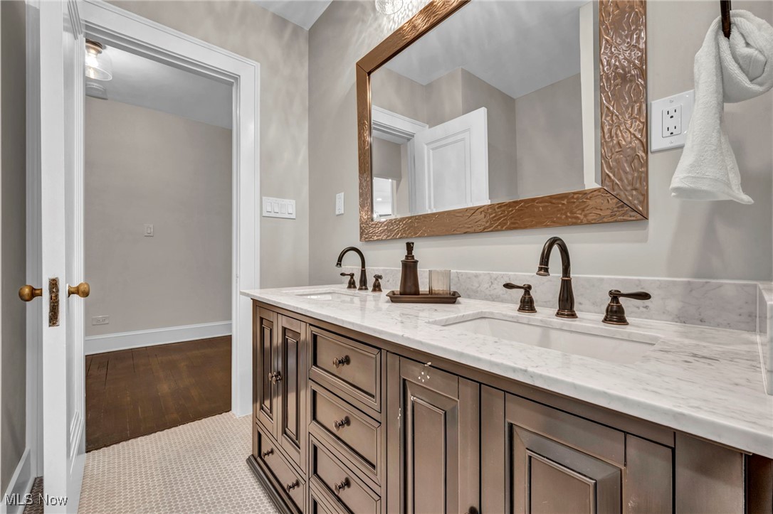 Beach Cliff Estate Sec 16, 17, 24 - Residential