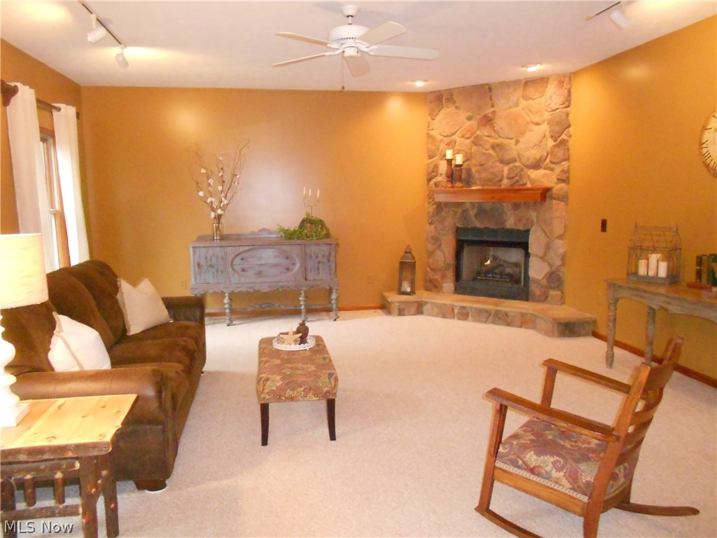 Oaks Suffield - Residential