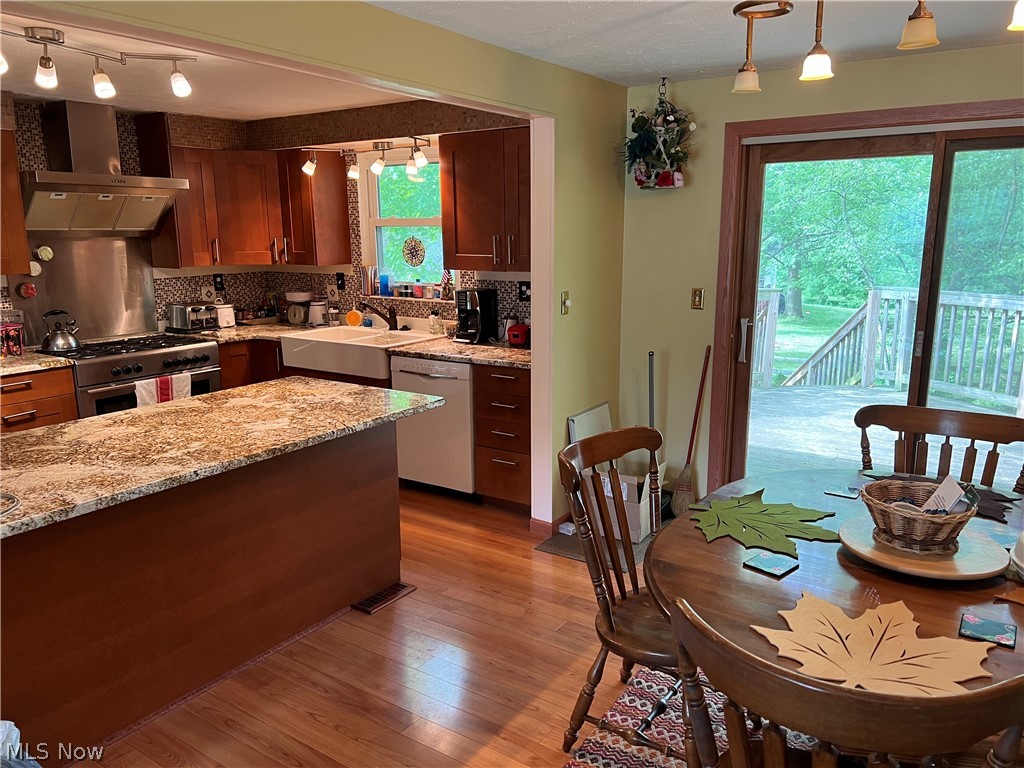 Meadows - Residential