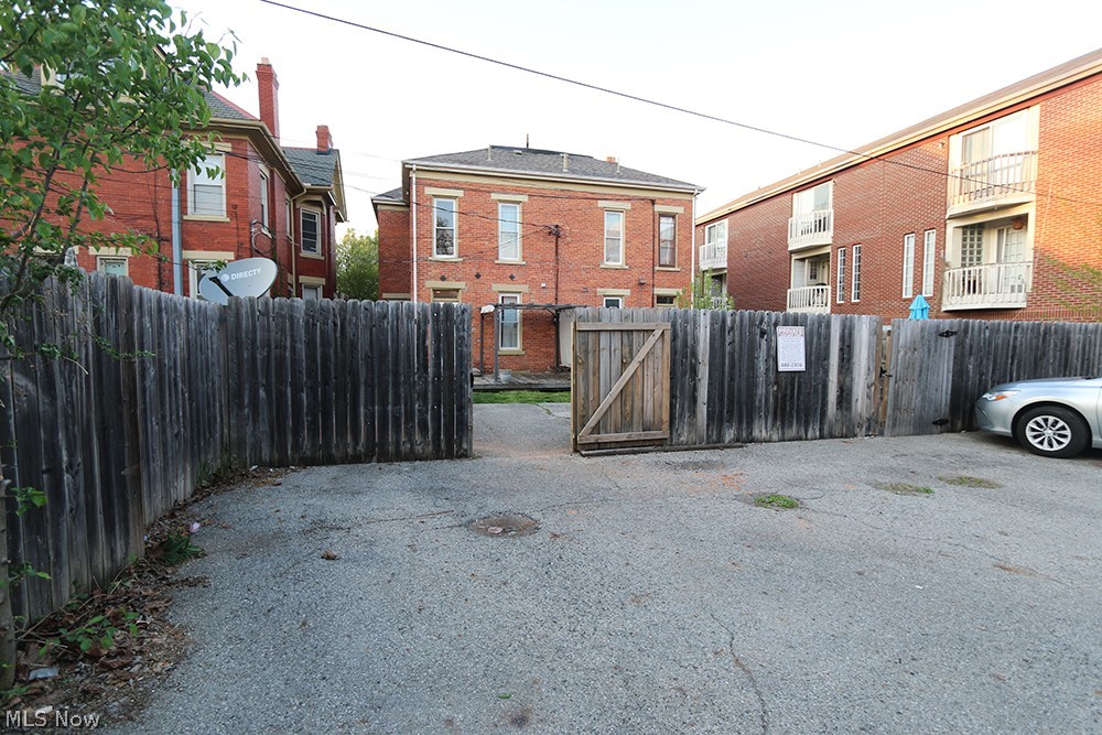 Harrison West, Short North, Victorian Village - Residential