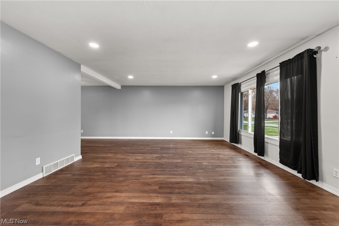 Leroy Harris Lebern Developmen - Residential