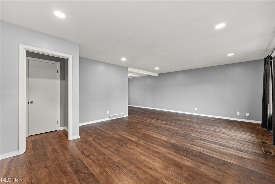 Leroy Harris Lebern Developmen - Residential