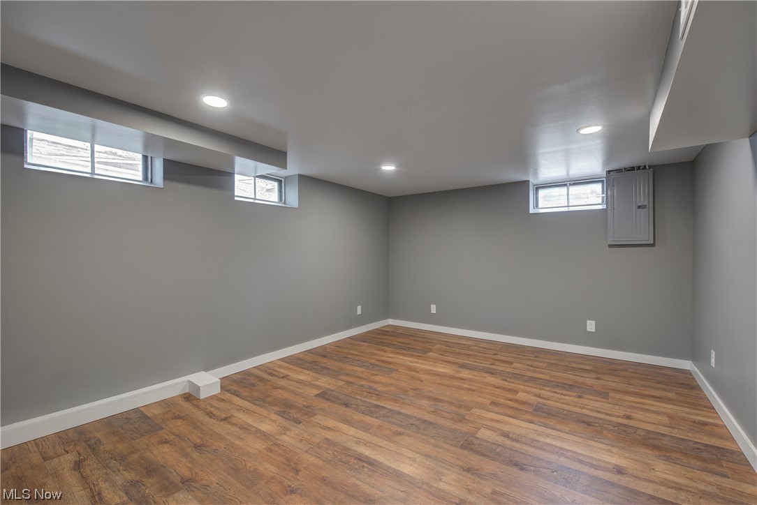 Leroy Harris Lebern Developmen - Residential