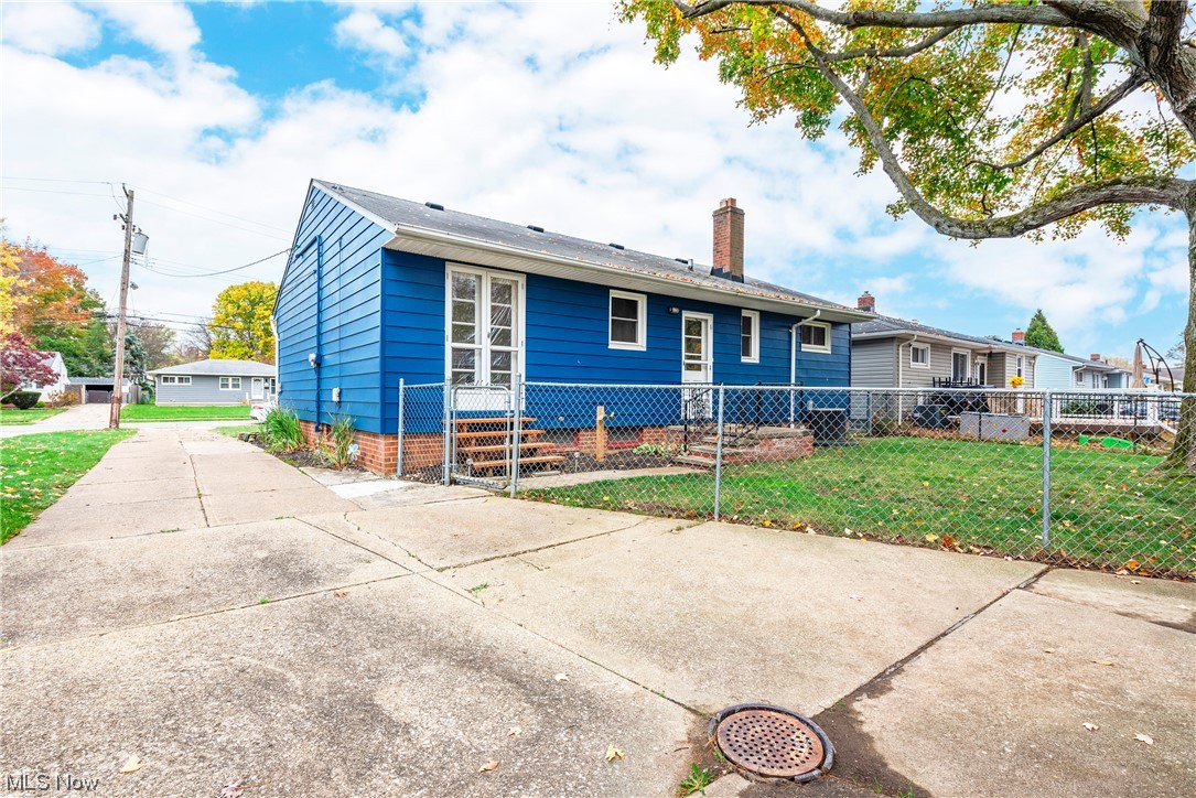 Leroy Harris Lebern Developmen - Residential