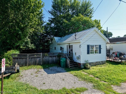 Homes For Sale - 919 15th Street<br/> Parkersburg, WV 26101