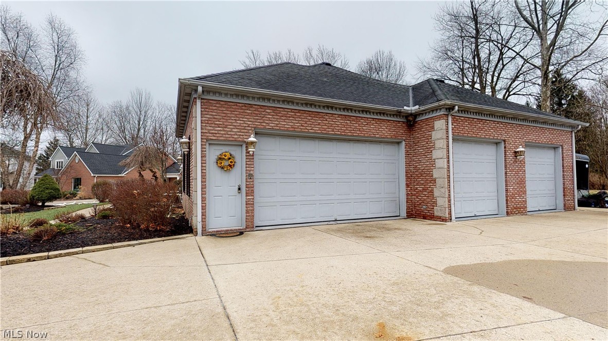 Emerald Woods 01 - Residential