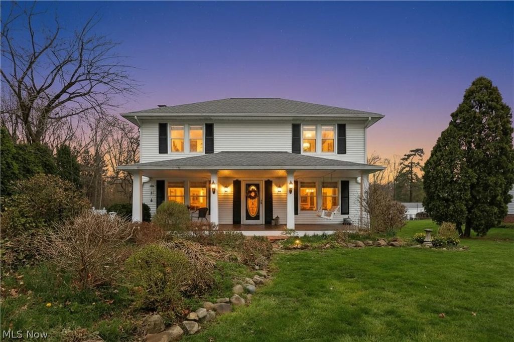 Photo of 170 E Beech Street NE, Alliance, OH 44601 (MLS # 5197745)