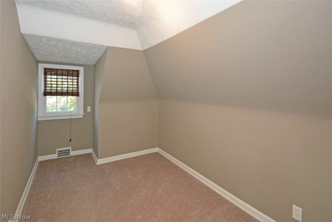 Van Sweringen 02 - Residential