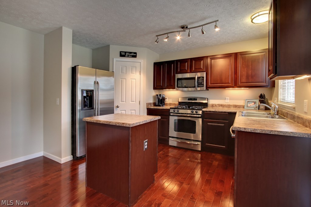 Highland Creek - Residential