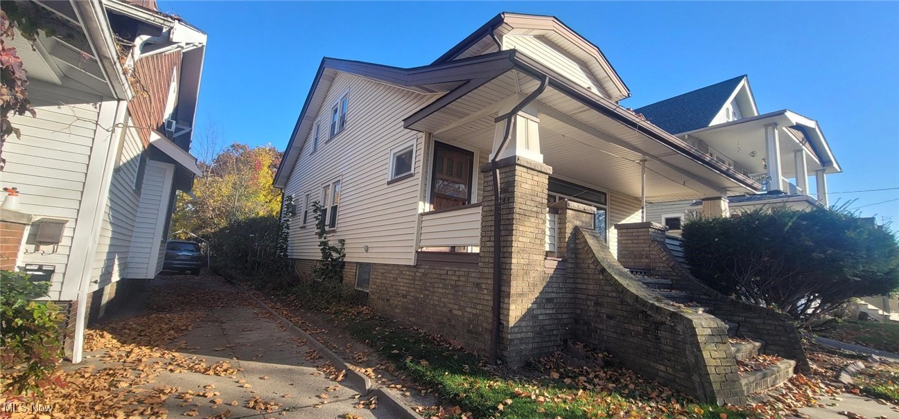 Dunham Heights Resub - Residential Income