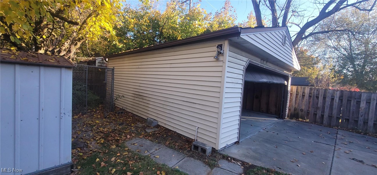 Dunham Heights Resub - Residential Income