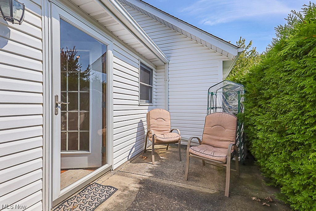 Swan Lake - Residential