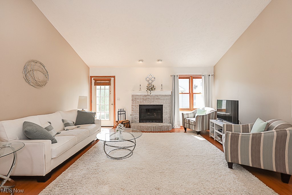 Swan Lake - Residential