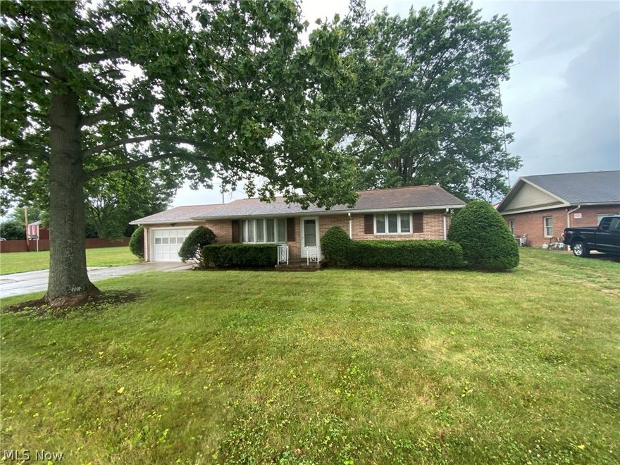 Convenient 1 story living.  2 bedroom 2 bath brick ranch in a desirable location.  New well pump in 2015.  New septic in 2018.  30 X 50 vinyl sided detached garage with two overhead doors and 200 amp separate service.  

Excludes both bedroom curtains.