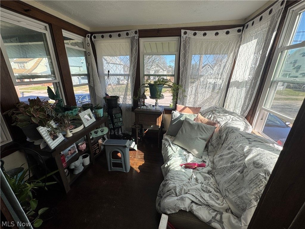 Photo of 4220 W 23rd Street, Cleveland, OH 44109 (MLS # 5207294)