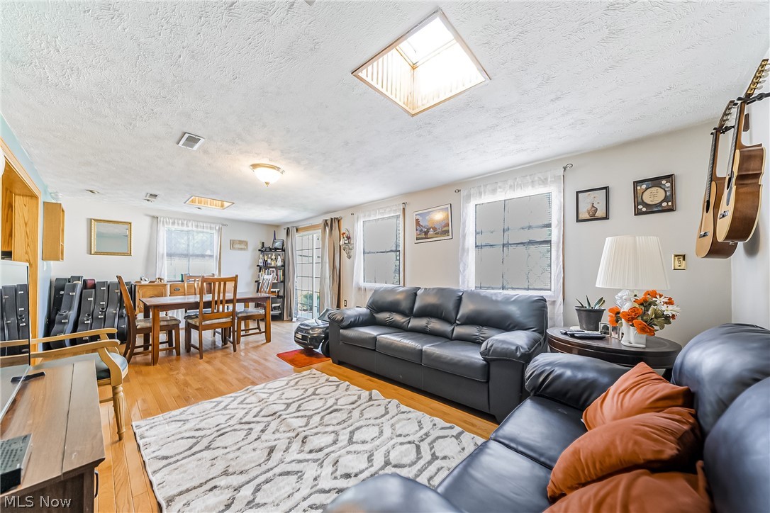 Oakwood Acres - Residential