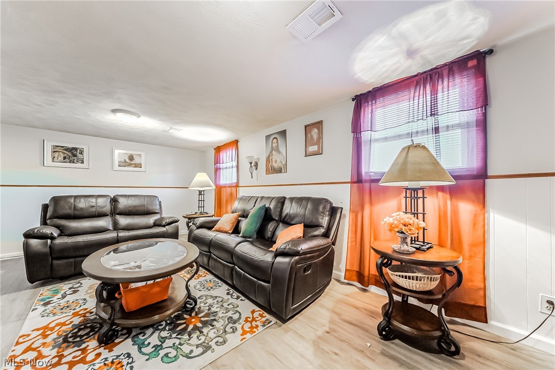 Oakwood Acres - Residential